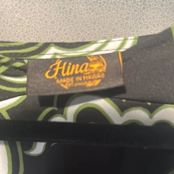 Hina Black and Green Patterned top and Camisole - MADE IN HAWAII - Picture 2 of 4